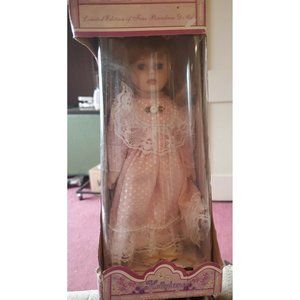 Vintage Limited Edition Hollylane Porcelain 10” Doll w/Stand #1130 Blonde Hair